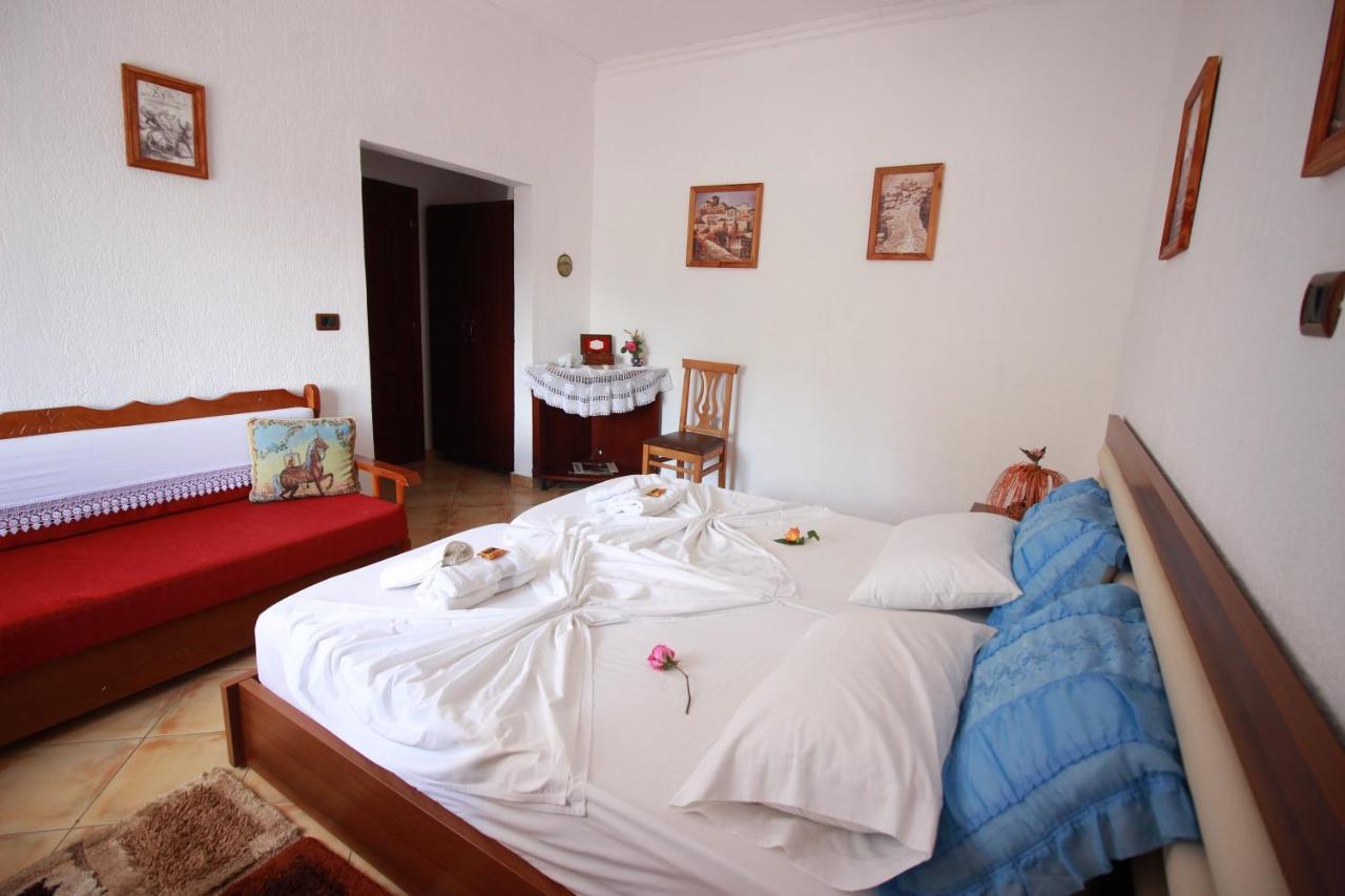 Grandma'S Home Gjirokastër Dış mekan fotoğraf